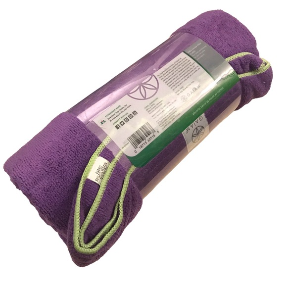 Gaiam Yoga Mat Towel Non Slip Fast Dry Purple Microfiber Pilates Hot Yoga 26x70 - Picture 4 of 10